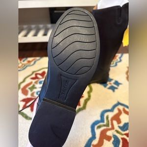 Equestrian SaXon brand English horse riding boots. NWT, filling still inside.